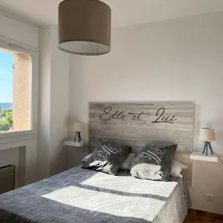 Appartement De 2 A 6 Personnes 3 Chambres Proche Aeroport Marseille Marignane -Confortable - Et Tout Equipe Rognac Exterior photo