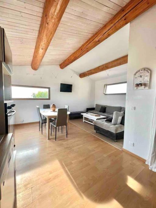 De 2 A 6 Personnes 3 Proche Aeroport Marseille Marignane -confortable - Et Equipe Apartment