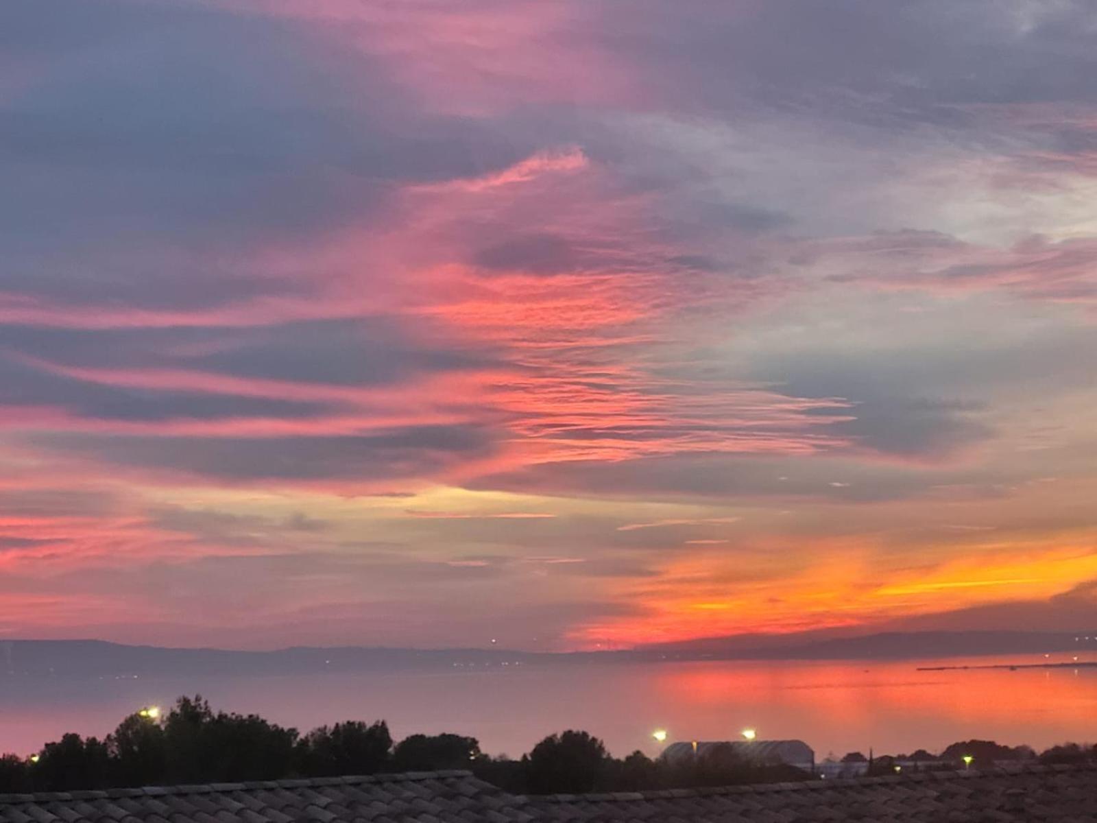 De 2 A 6 Personnes 3 Proche Aeroport Marseille Marignane -confortable - Et Equipe *